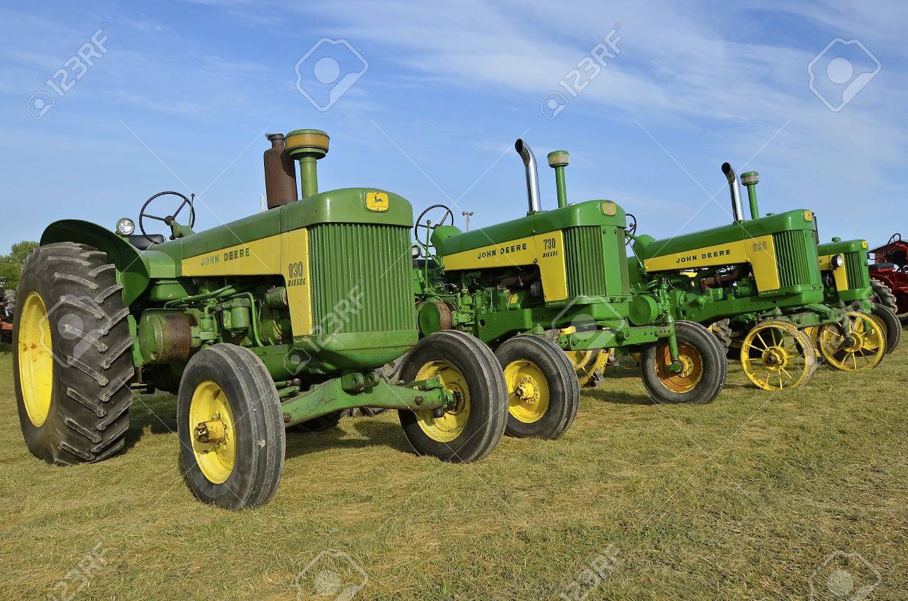 JOHN DEERE】トラクター、レトロ、（ROLLAG、ミネソタ州、9 月 1